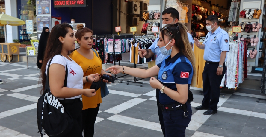 BÜYÜKŞEHİR ZABITASI MASKE DENETİMİNDE